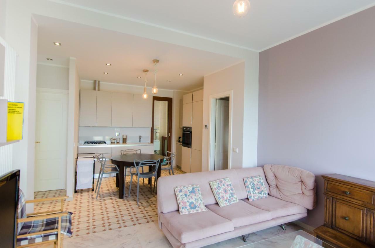 Luxury Apartment With Bay View 圣雷默 外观 照片